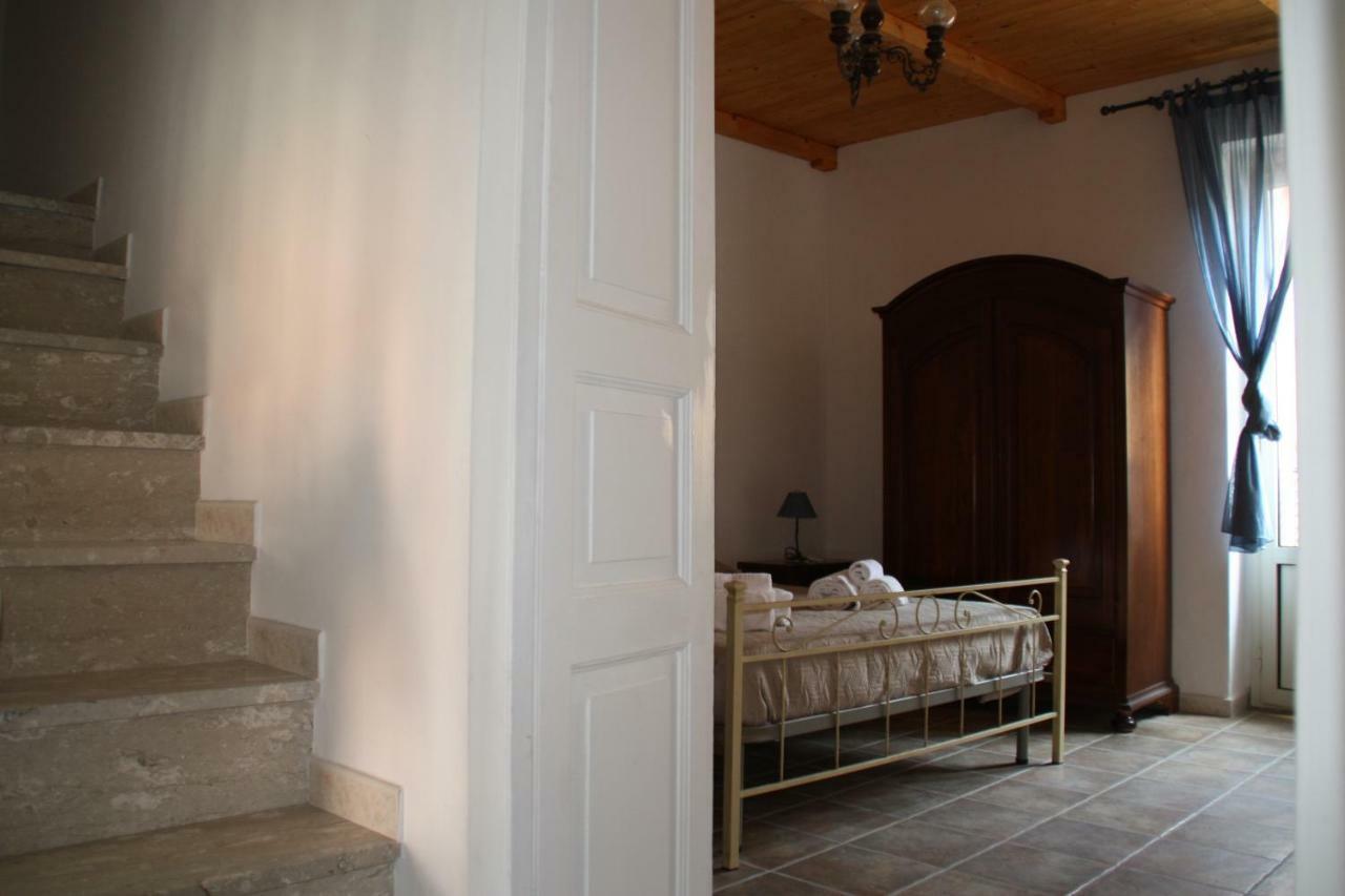 Bed and Breakfast Gaeta Via Indipendenza Екстер'єр фото